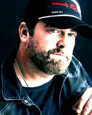 Lee Brice Garden City